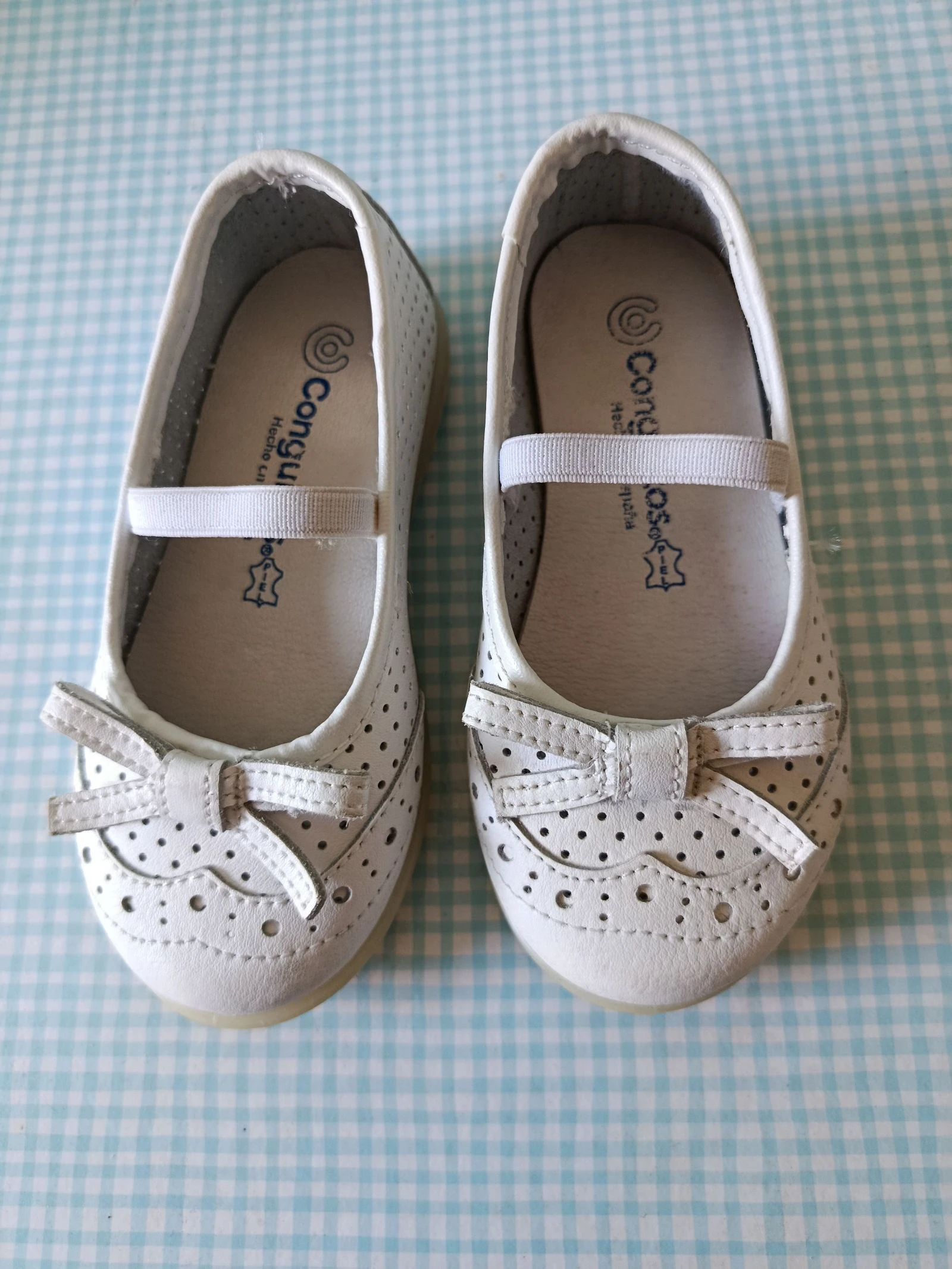 Zapatos niña blancos